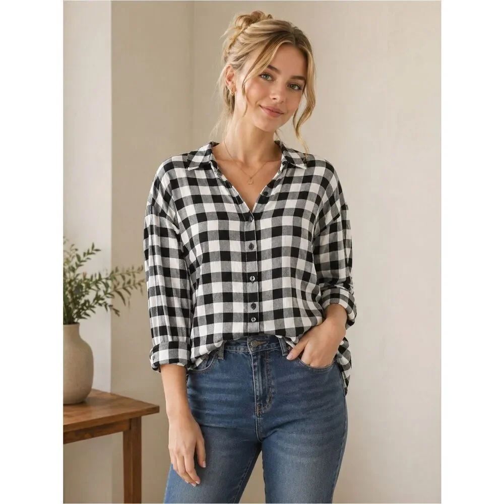 Anthropologie Eesome Monochrome Plaid Button Down Shirt